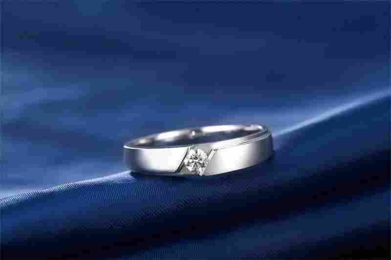 WOMEN RING SILVER