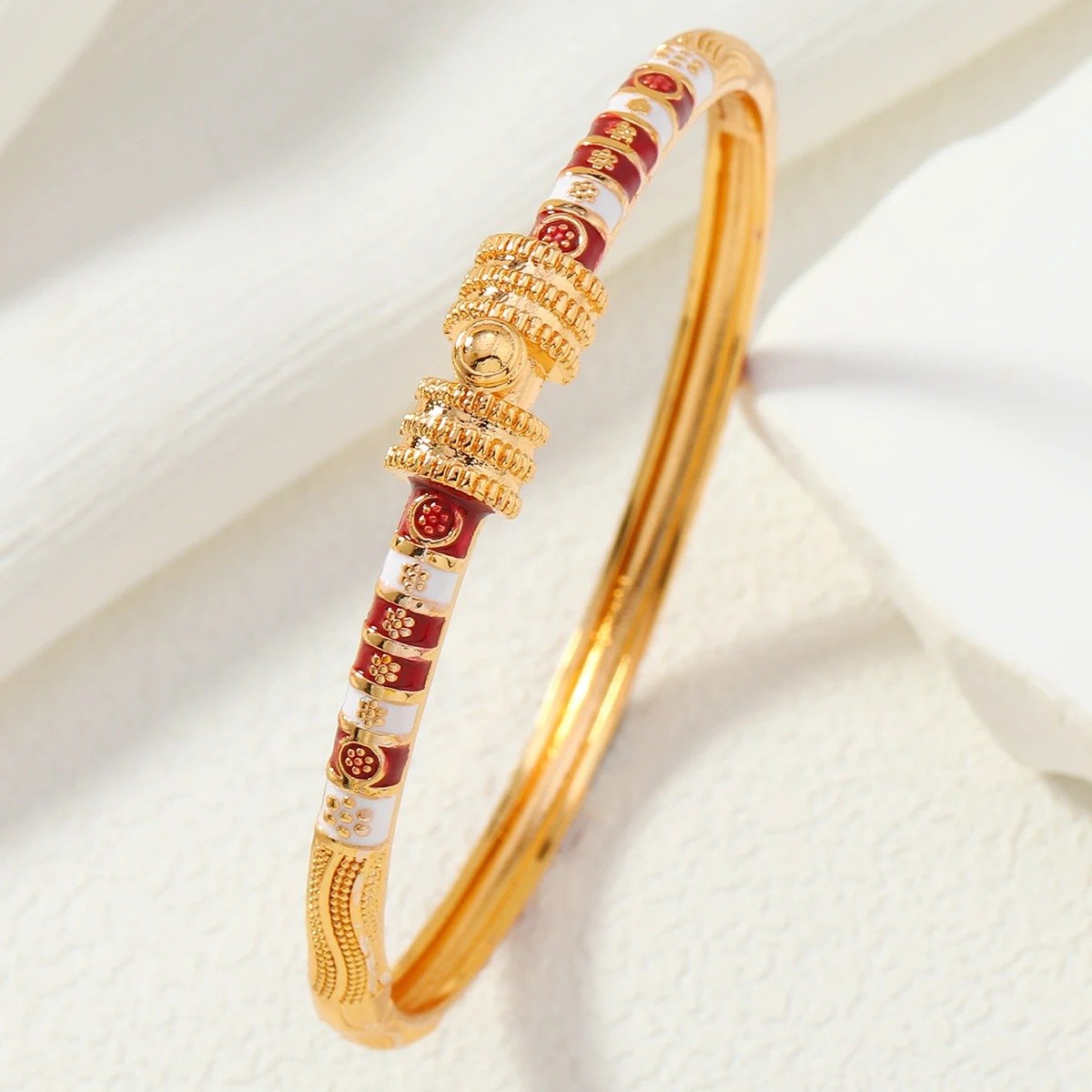 WOMEN BRACELET GOLD