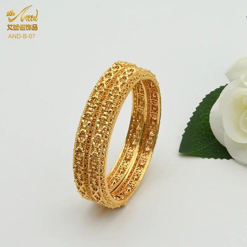 WOMEN BANGLE GOLD