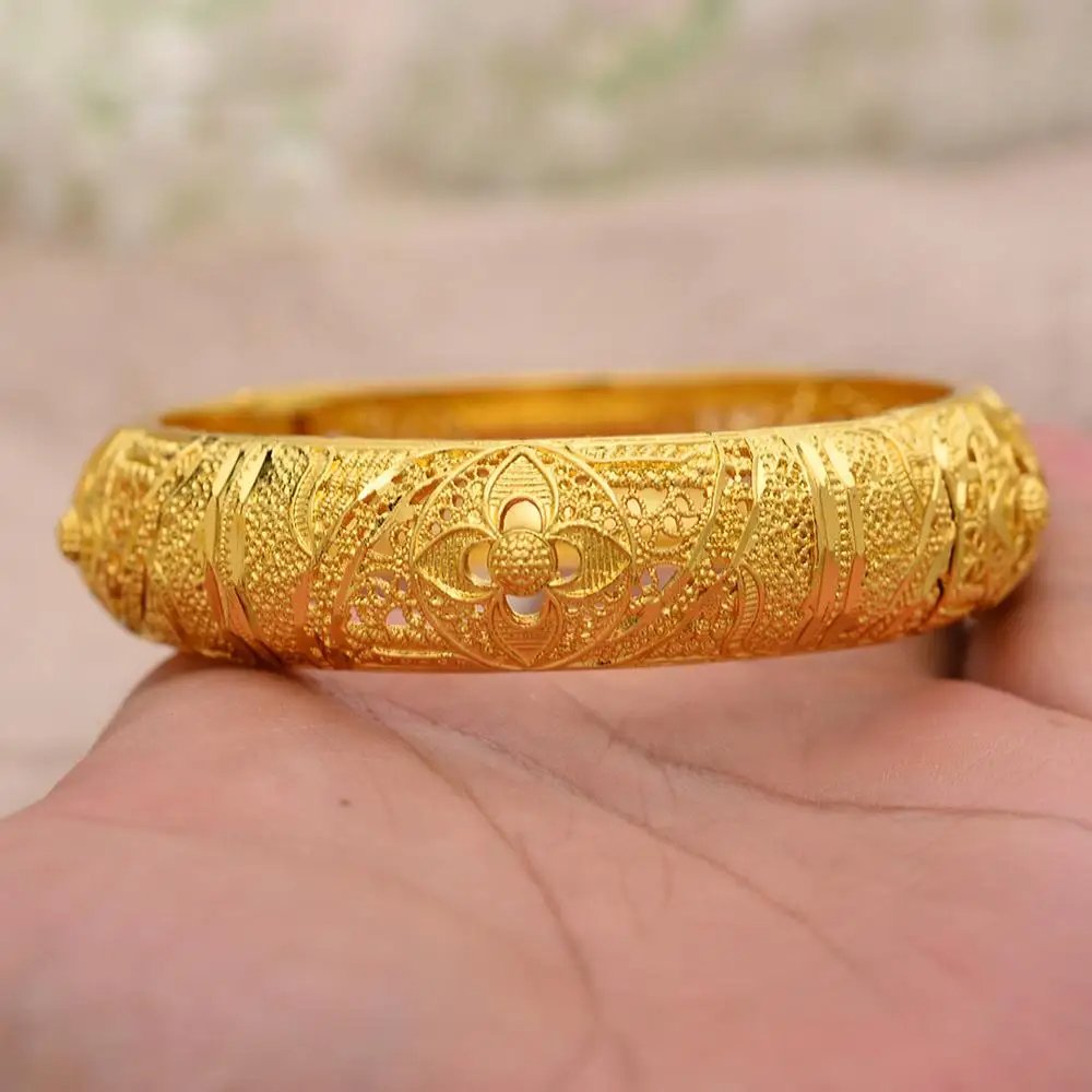 WOMEN BANGLE GOLD