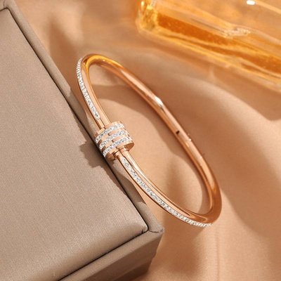 WOMEN BRACELET GOLD