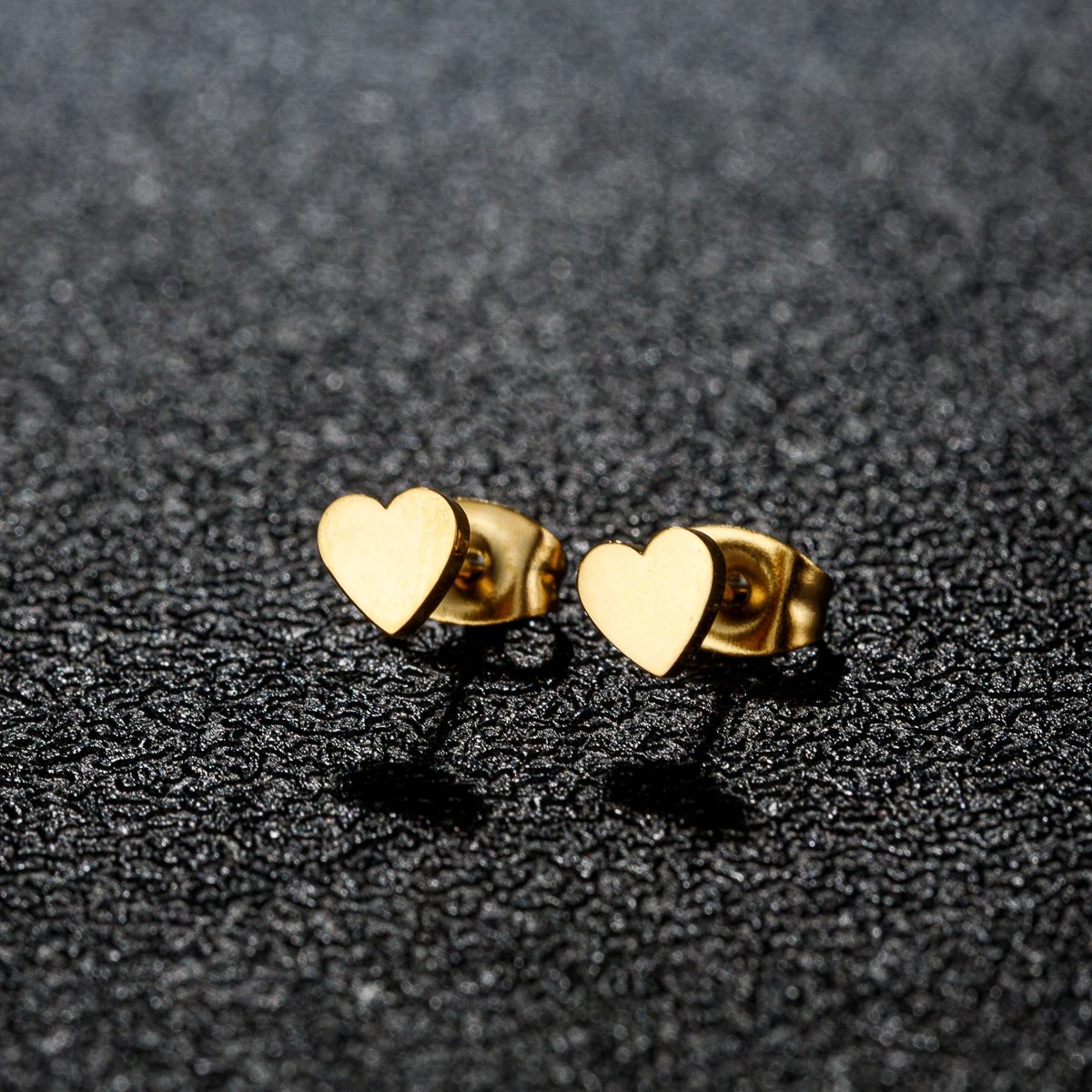 Love Stud Gold