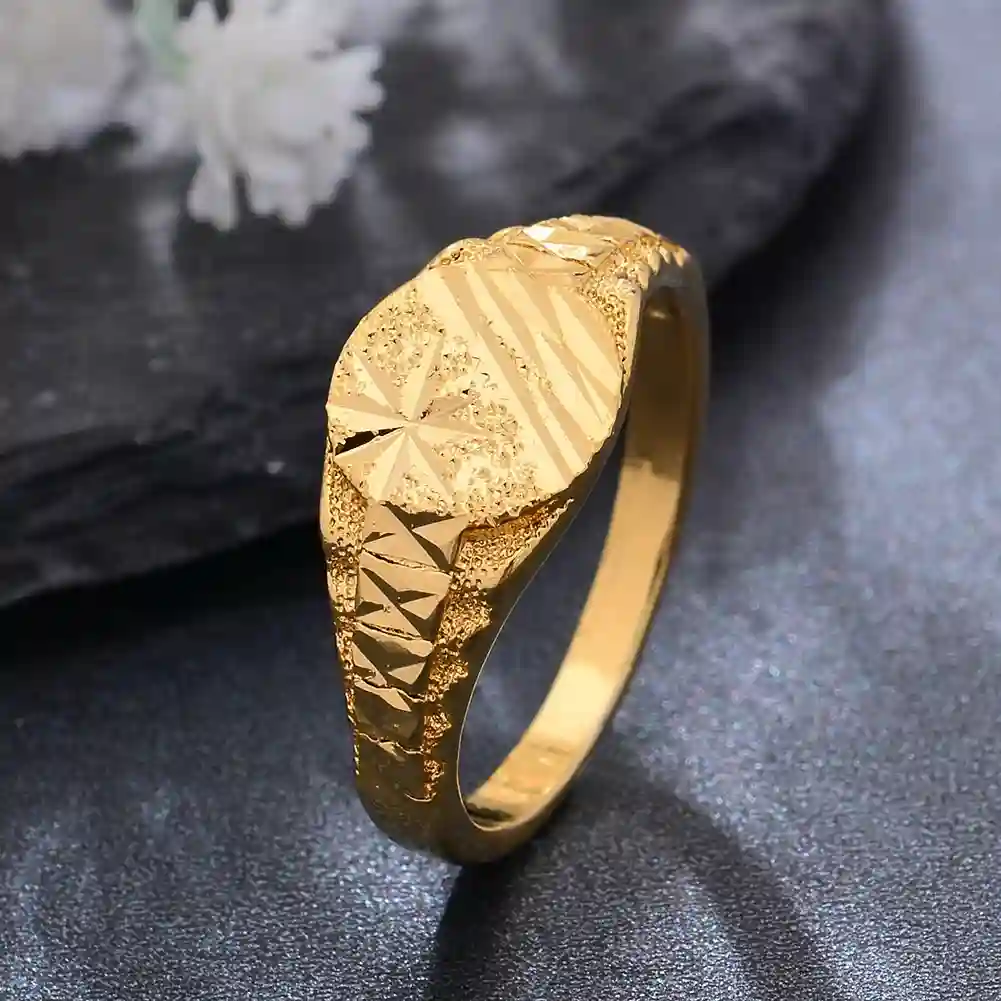 WOMEN RING GOLD