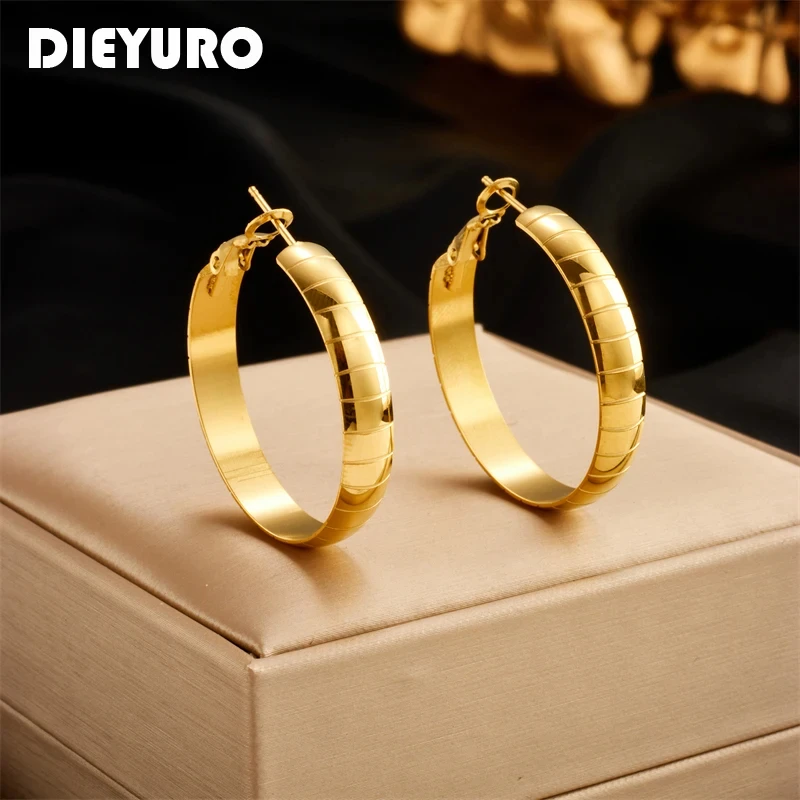 WOMEN EARRINGS GOLD