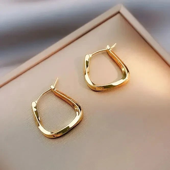 WOMEN EARRINGS GOLD