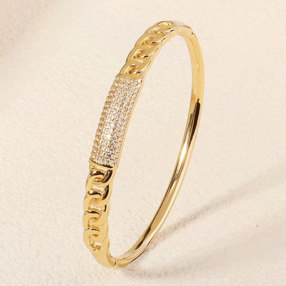 WOMEN BRACELET GOLD