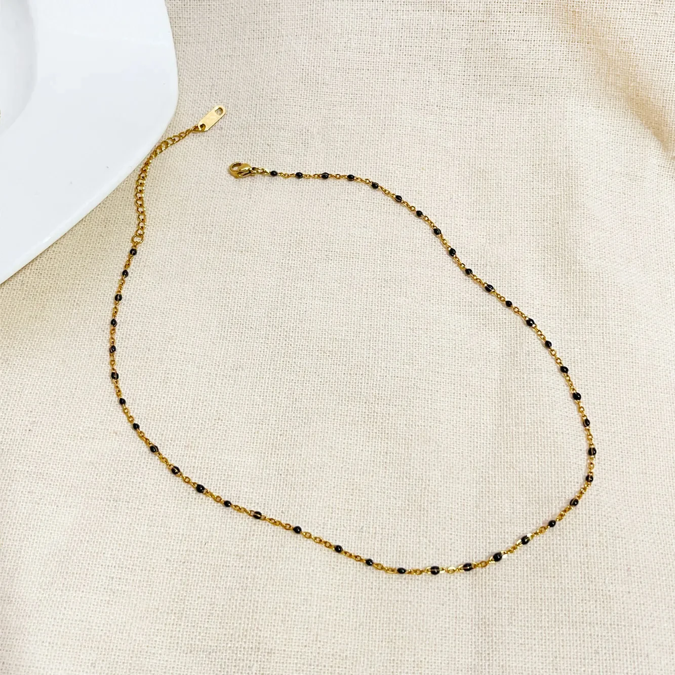 WOMEN CHAIN GOLD