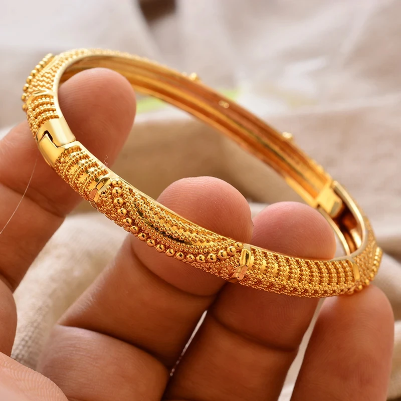 WOMEN BANGLE GOLD