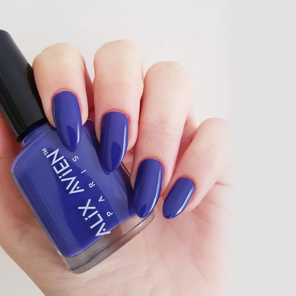 ALIX AVIEN NAIL POLISH