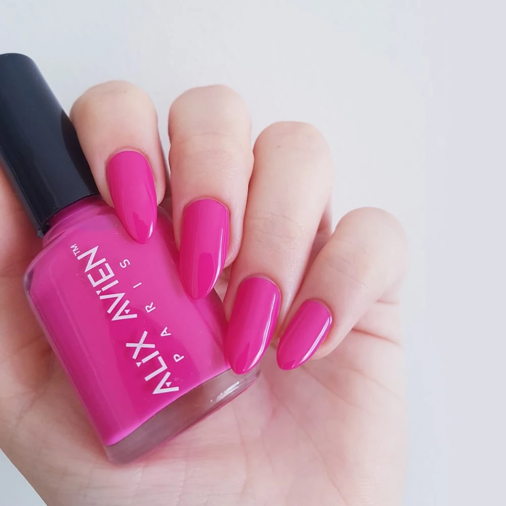 ALIX AVIEN NAIL POLISH