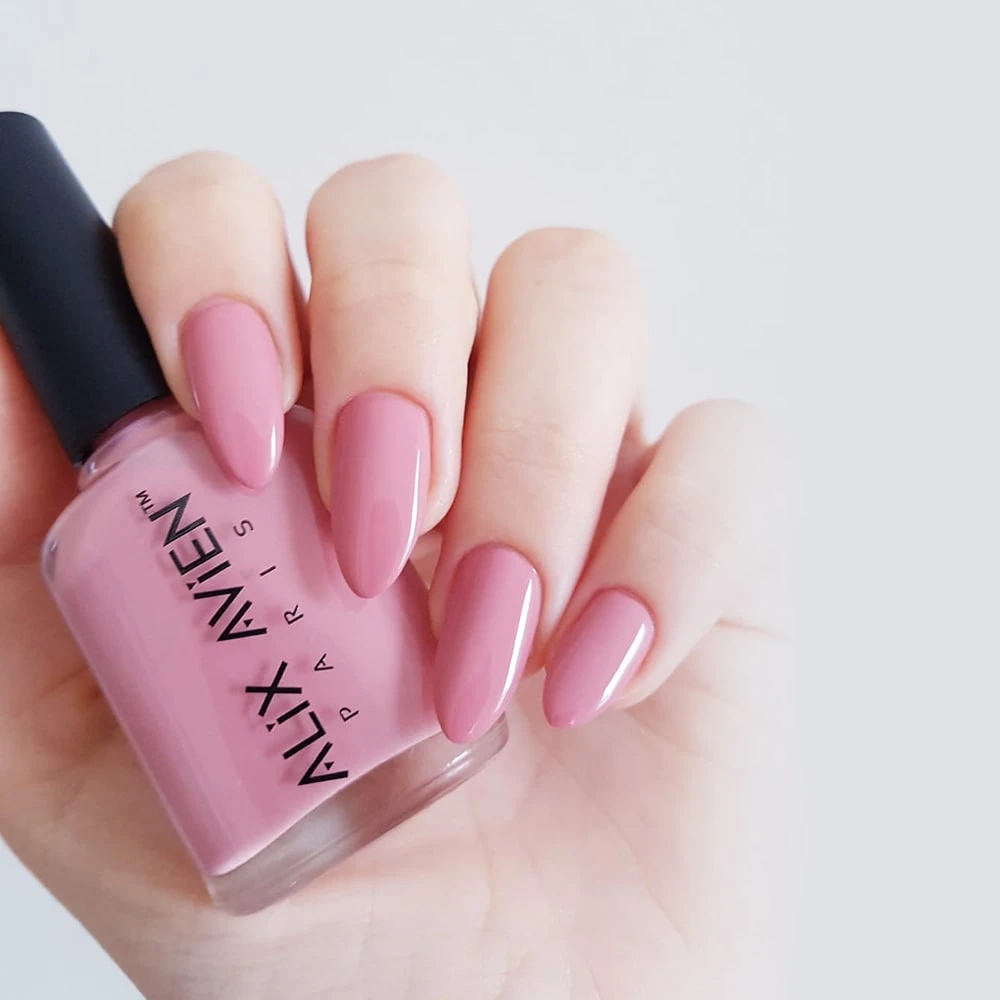 ALIX AVIEN NAIL POLISH