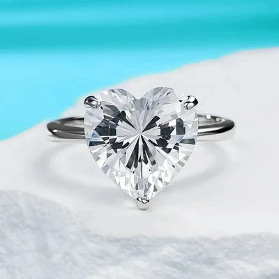 WOMEN DIAMOND RING