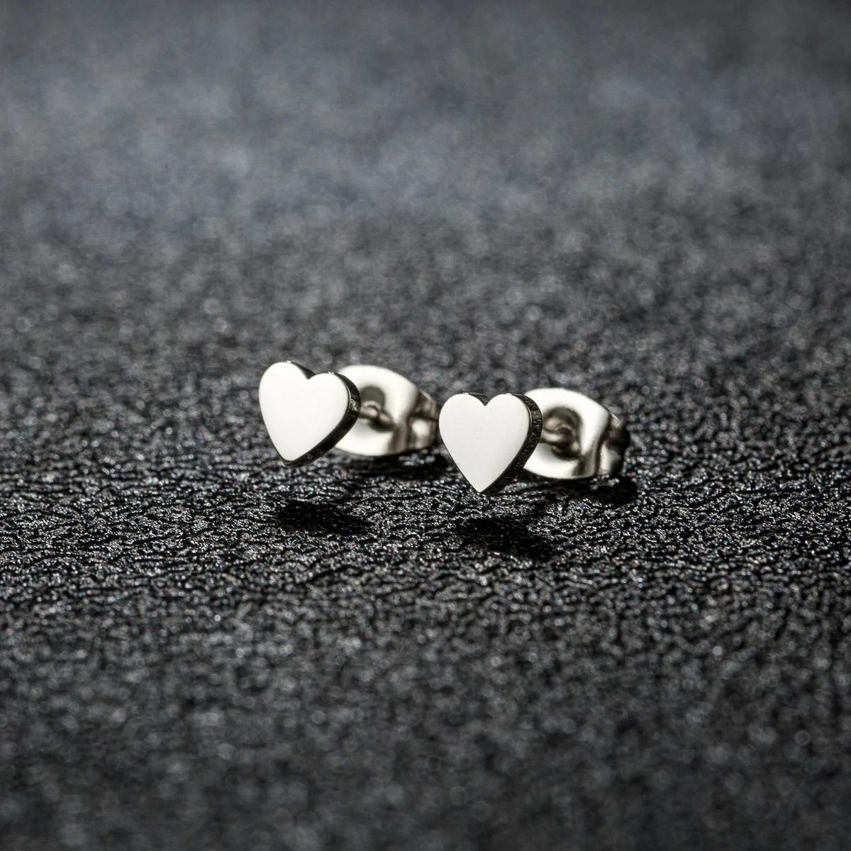 Love Stud Gold