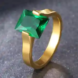 WOMEN RING GOLD