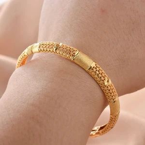 WOMEN BANGLE GOLD