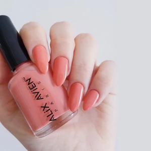 ALIX AVIEN NAIL POLISH