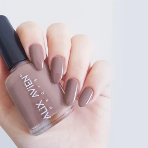 ALIX AVIEN NAIL POLISH